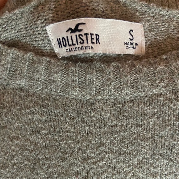 Hollister oversized crew neck cropped sweater - Picture 3 of 5